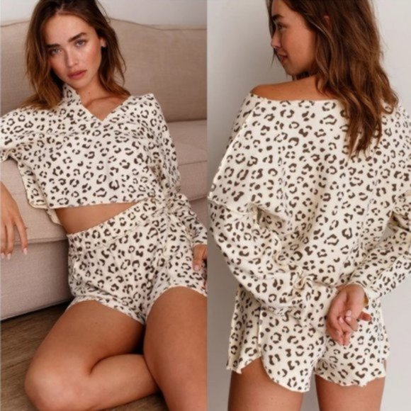 NEW FREE PEOPLE Rain Check Animal Print Lounge Set In Banana Split - Picture 2 of 5
